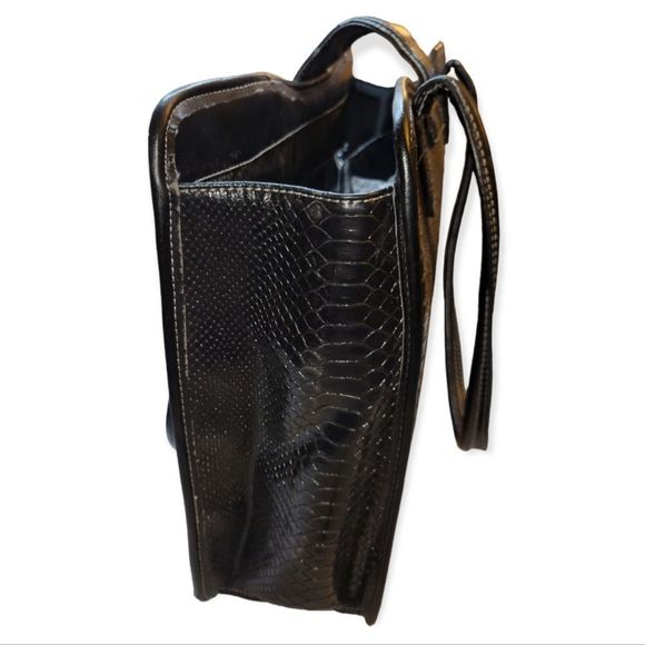 Totes Faux Leather Alligator Pattern Black Large Shoulder Bag - Picture 3 of 7